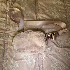 Lululemon fuzzy fanny pack